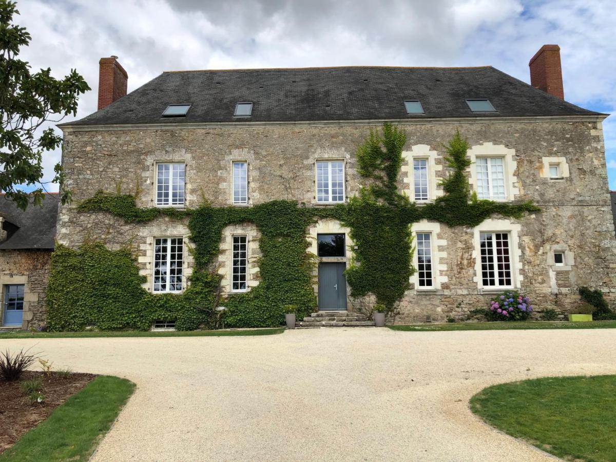 Chateau De La Garnison Bed & Breakfast
