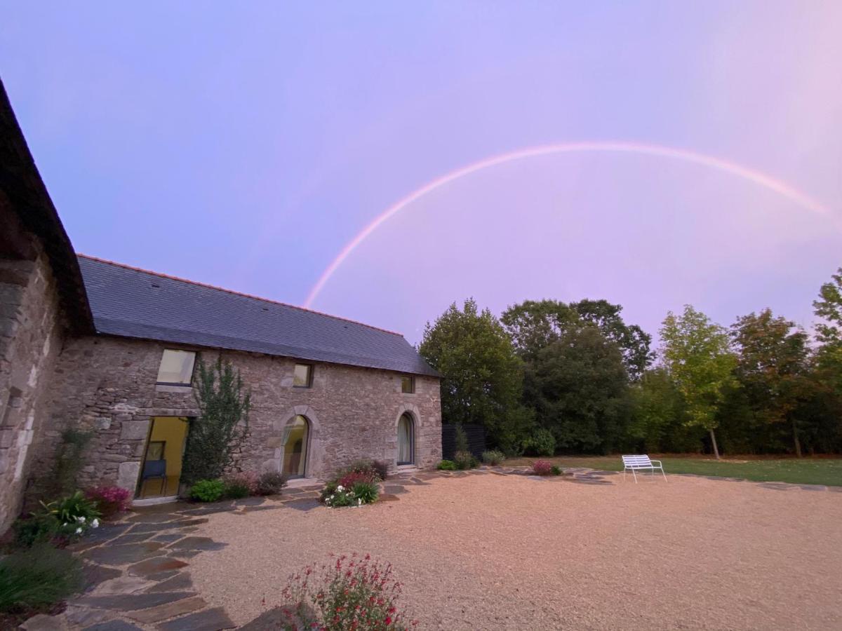 Chateau De La Garnison Bed & Breakfast Orvault