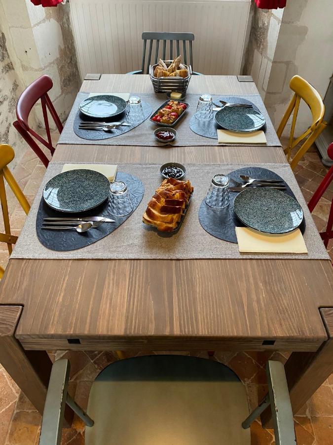 Chateau De La Garnison Bed & Breakfast Orvault