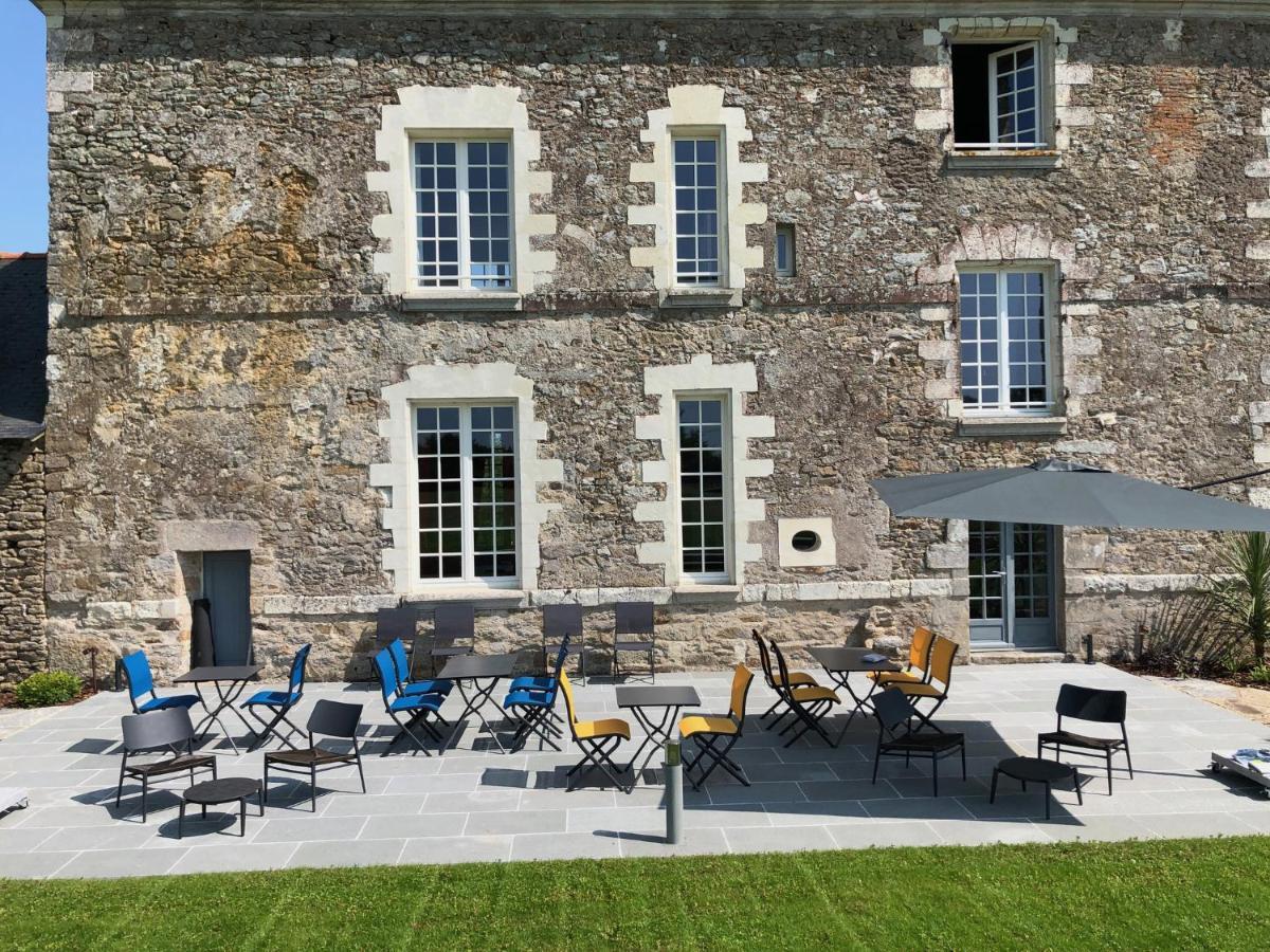 Chateau De La Garnison Bed & Breakfast *
